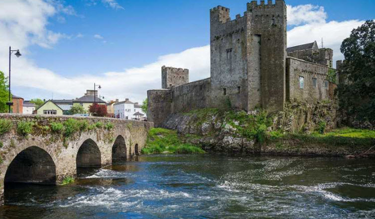 Athclare Castle, Republic of Ireland, Ireland